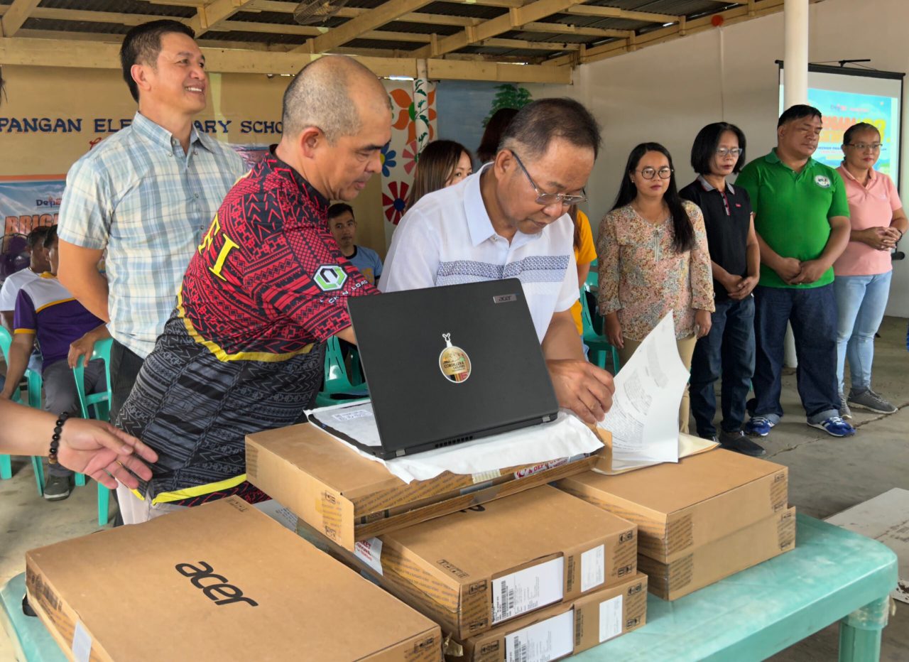 CGFI kicks off mission w/ laptops for Abra schools